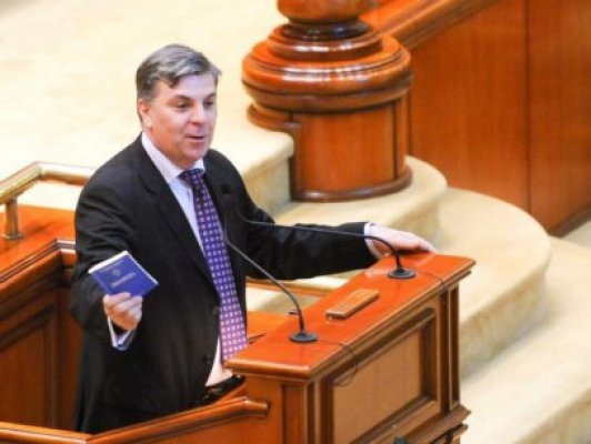 Zgonea vrea ca deputaţii să fie prezenţi când primesc răspuns la interpelări